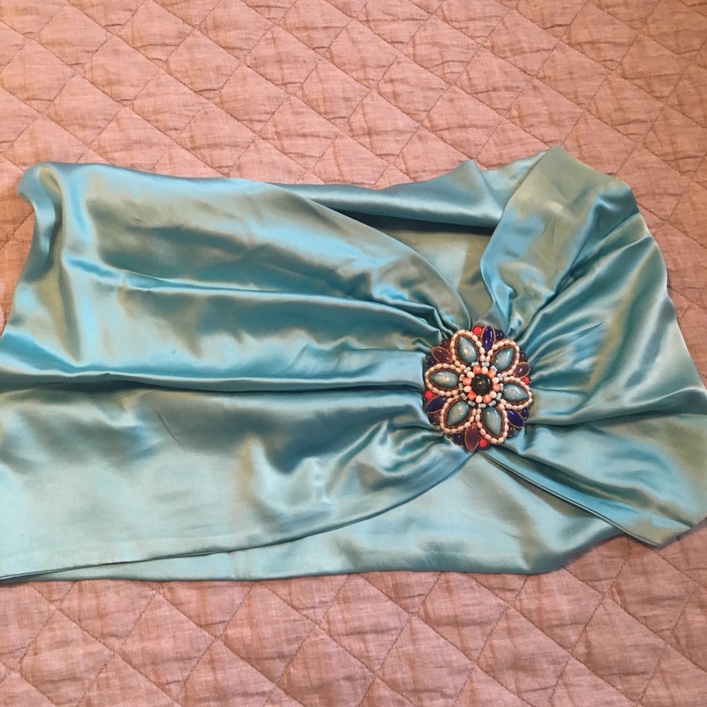 Gorgeous Shaw/shoulder wrap.